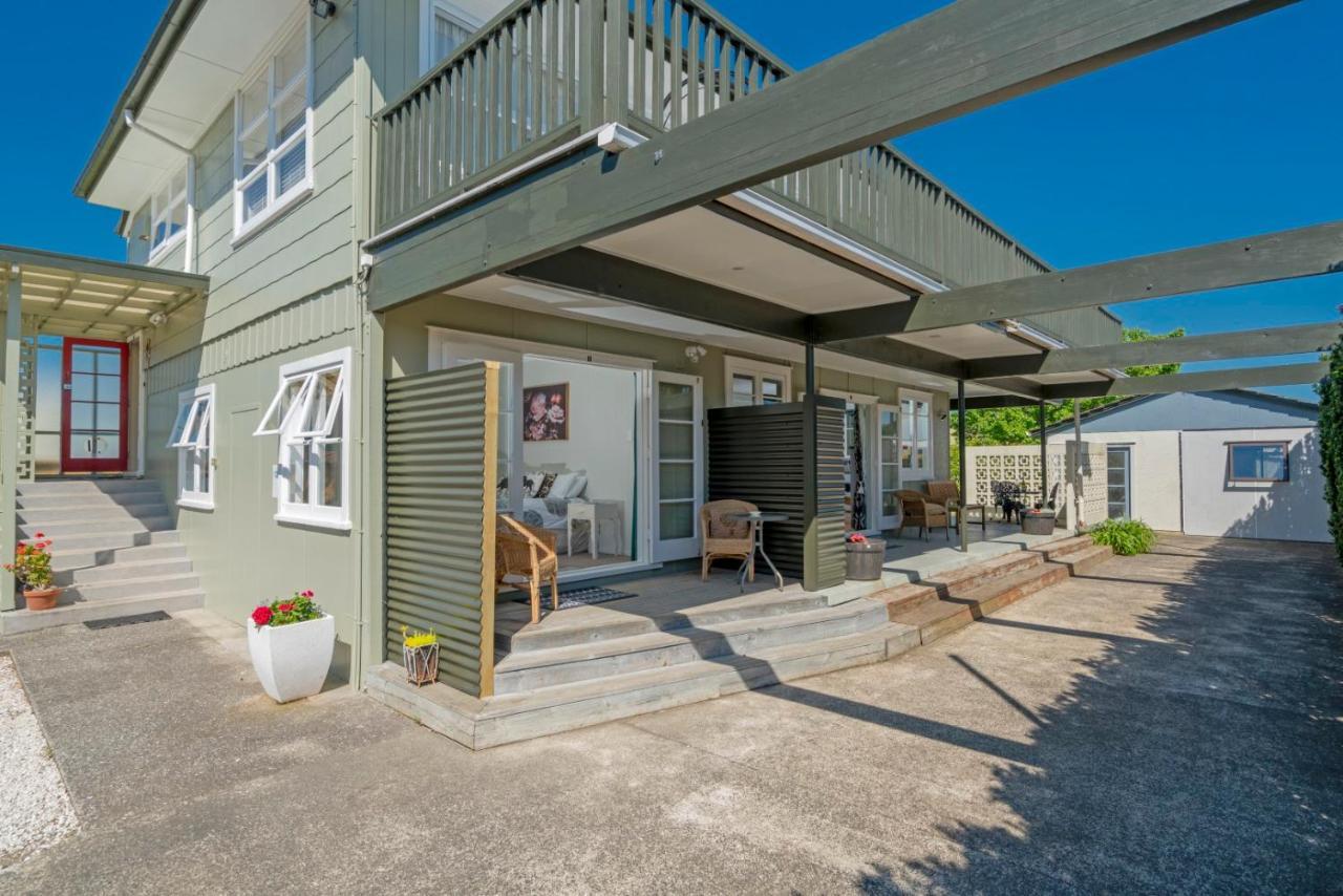 Rooftops Accommodation Whitianga Exterior photo
